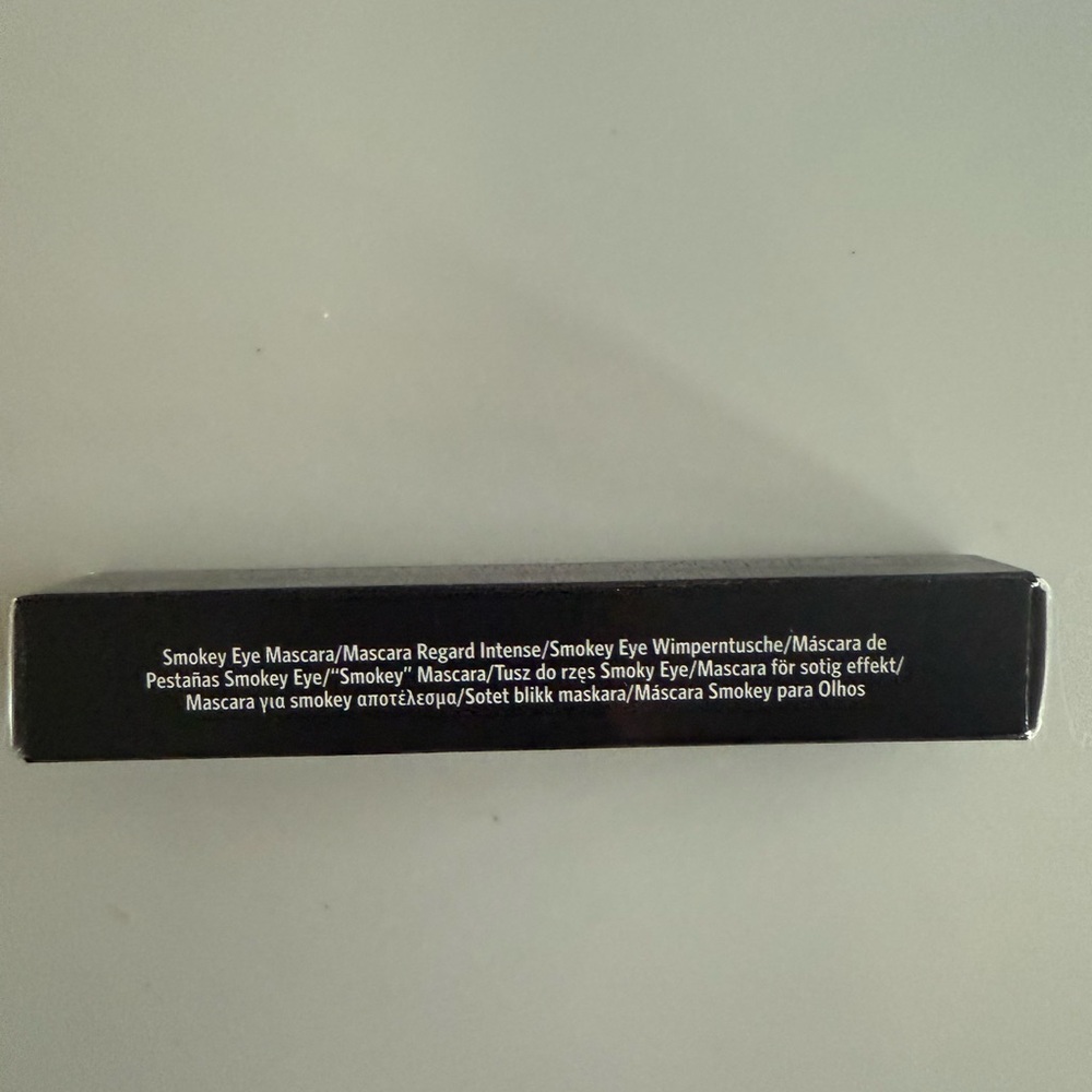 Bobbi Brown, new inbox, smoky eye mascara, color, black, high impact mascara - Picture 6 of 7